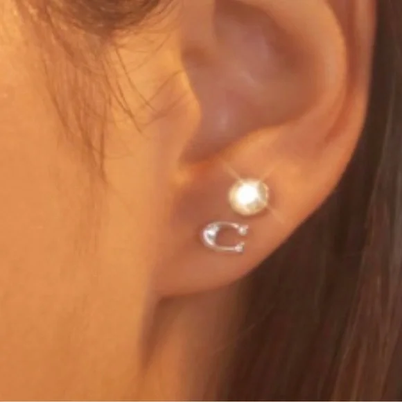 NWT Coach Signature C & Stone Stud Earrings Set - Picture 4 of 15